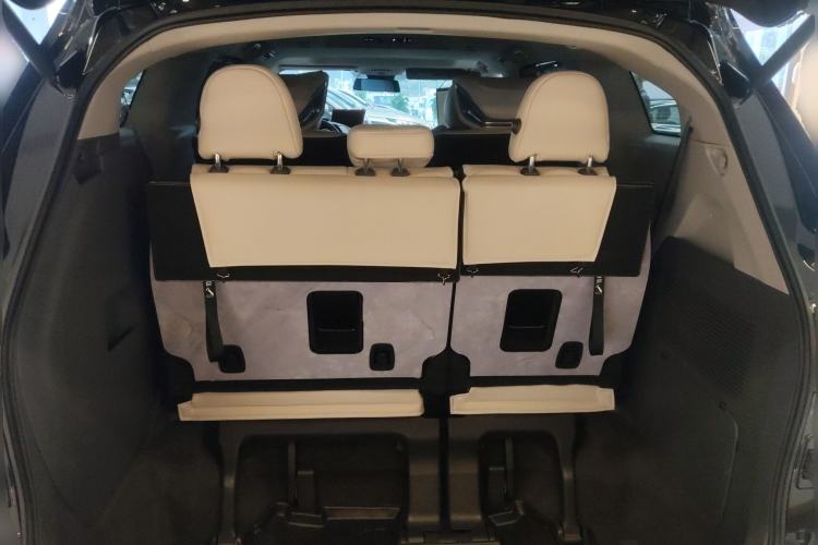 Used Toyota Granvia 2023 2.5L Hybrid Comfort Edition