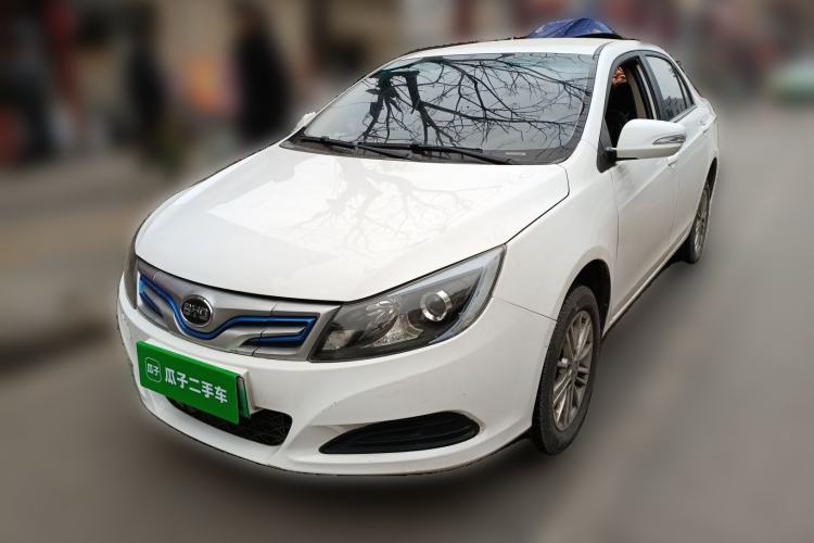 Used BYD e5 2018 450 Smart Connect Enjoyment Version
