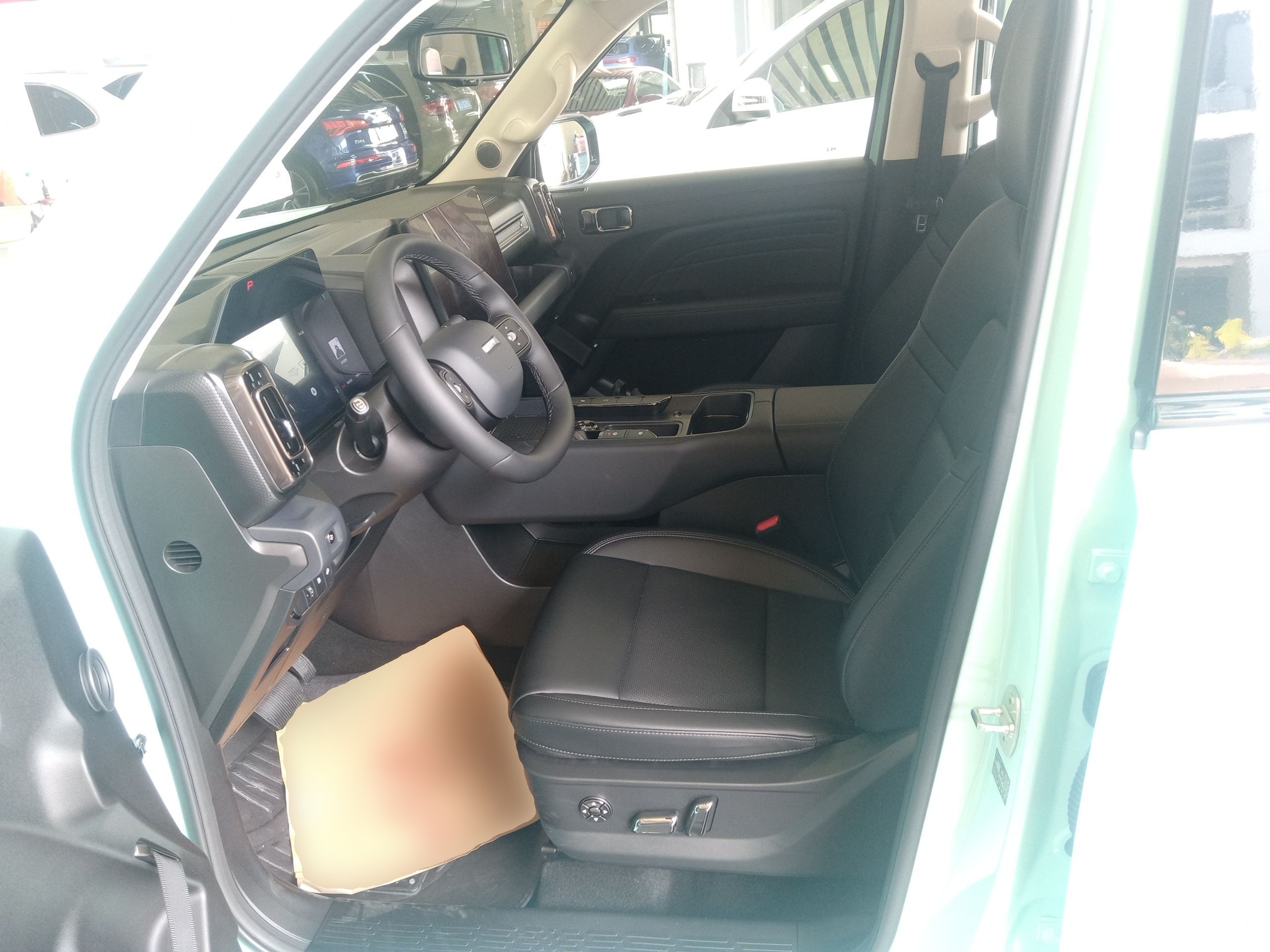 Переднее сиденье в автомобиле