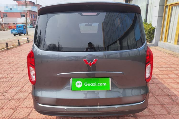 Used Wuling Hongguang New Energy 2025 Extended-Range Hybrid 50KM Comfort Version Rear