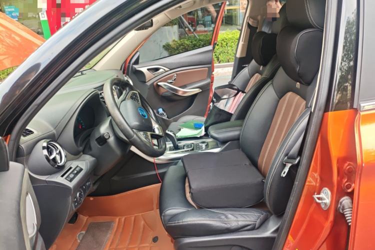 Used BYD Song New Energy 2017 Song DM 1.5TID All-Wheel Drive Luxury Model Left Front Seat