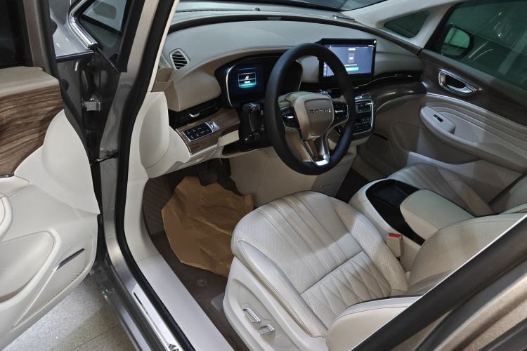 Used Roewe iMAX8 2023 400TGI Comfort Edition