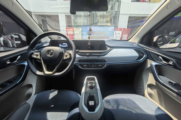 Used CHANGAN OSHAN Benni E-Star 2022 Charming Edition Colorful Model Lithium Iron Phosphate Interior 1
