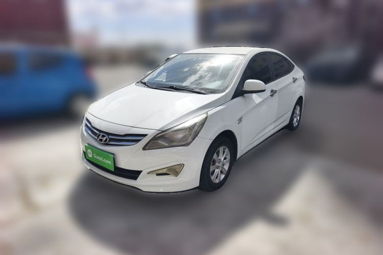 Used Hyundai Verna (older generation) 2014 1.4L Manual Smart GLS Trim
