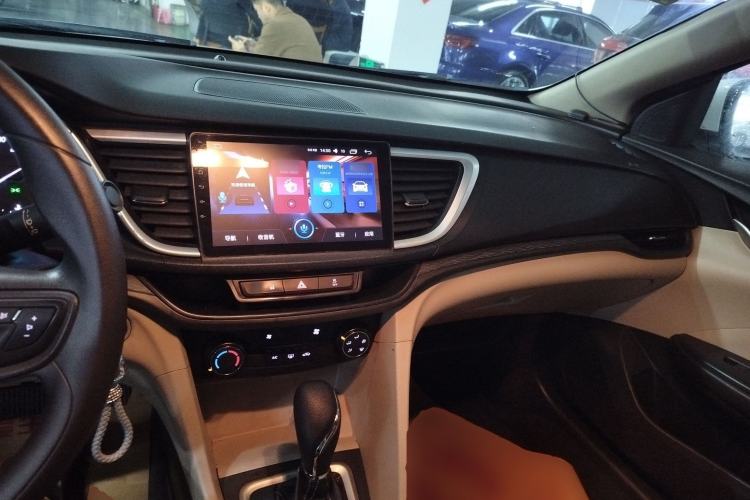 Used Buick GT 2018 15T Dual-Clutch Advanced Model China V Standard Center Console