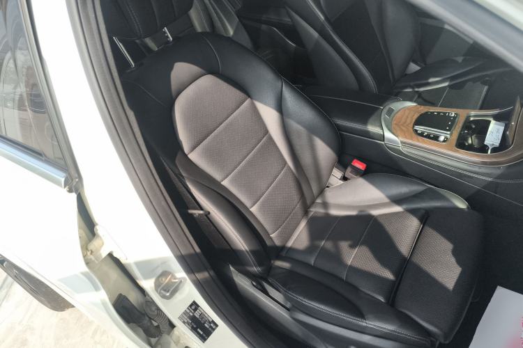 Used Mercedes-Benz GLC 2021 GLC 260 L 4MATIC Luxury Model Right Front Seat