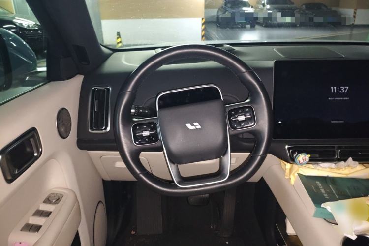 Used Li Auto L9 2022 Max model
