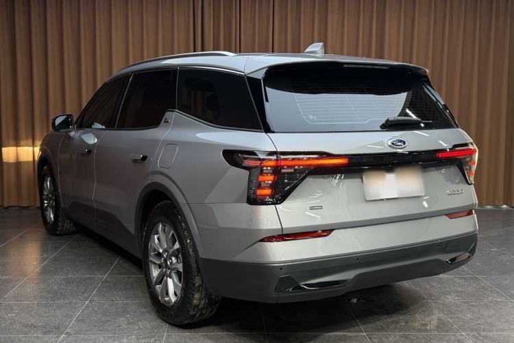 Used Ford Edge 2025 Ford Explorer L 2.0T EcoBoost E-Hybrid Two-Wheel Drive 7-Seater Luxury Model