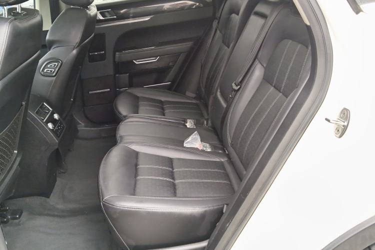 Used Zotye T700 2017 1.8T Dual-Clutch Prestige Model Left Rear Seat