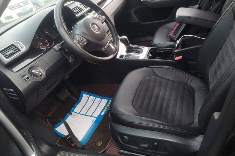 Used Volkswagen Magotan 2015 1.8TSI Luxury Model Left Front Seat