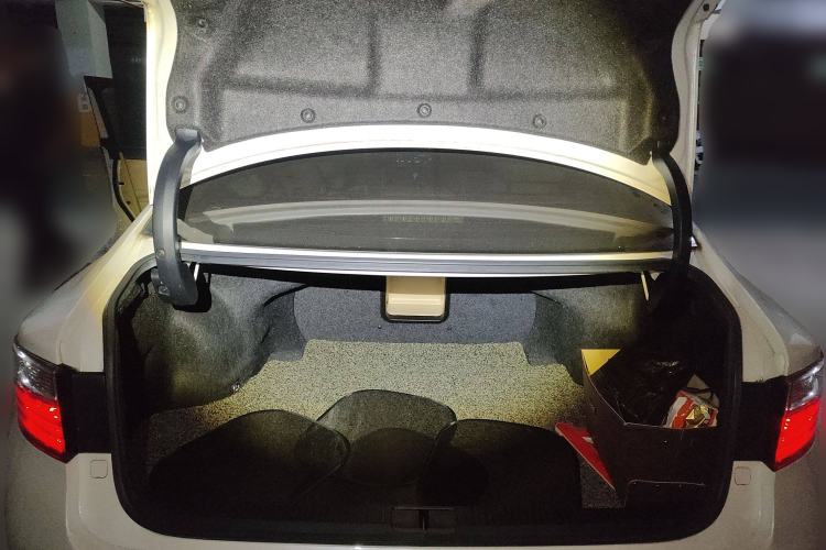 Used Lexus ES 2014 250 Elite Edition Trunk