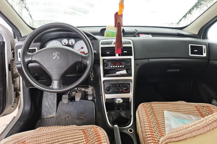 Used Peugeot 307 2010 Hatchback 1.6L Manual Comfort Edition