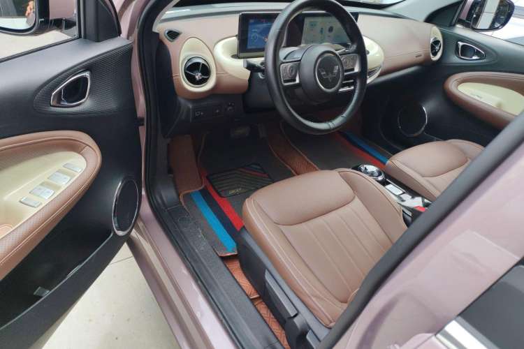 Used Wuling Bingo 2023 333 km Enjoyment Version
