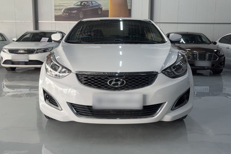 Used Hyundai Elantra (5th Generation / Langdong) 2016 1.6L Automatic Smart Version Exterior 1