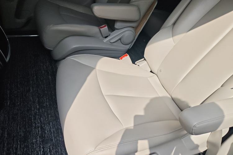 Used Buick GL8 2020 Land Business Class 652T Luxury Model