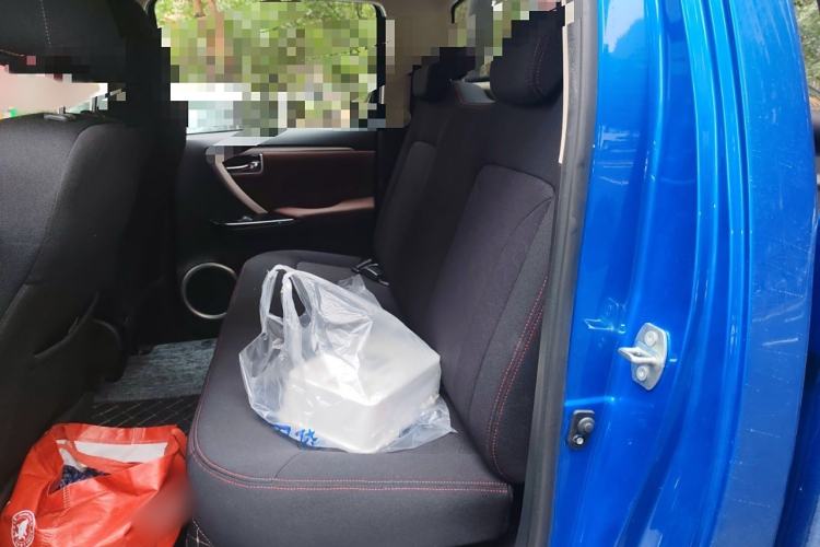 Used Huanghai Jiaolong 2024 2.5T Diesel Manual 4x4 Value Edition
