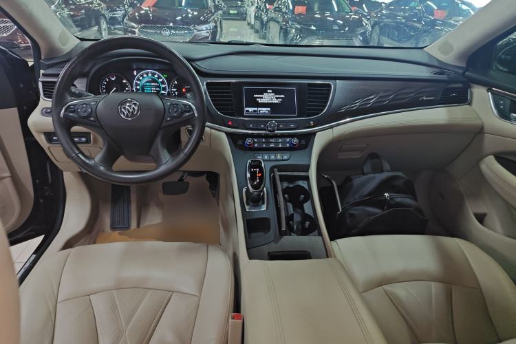 Used Buick LaCrosse 2018 28T Avenir