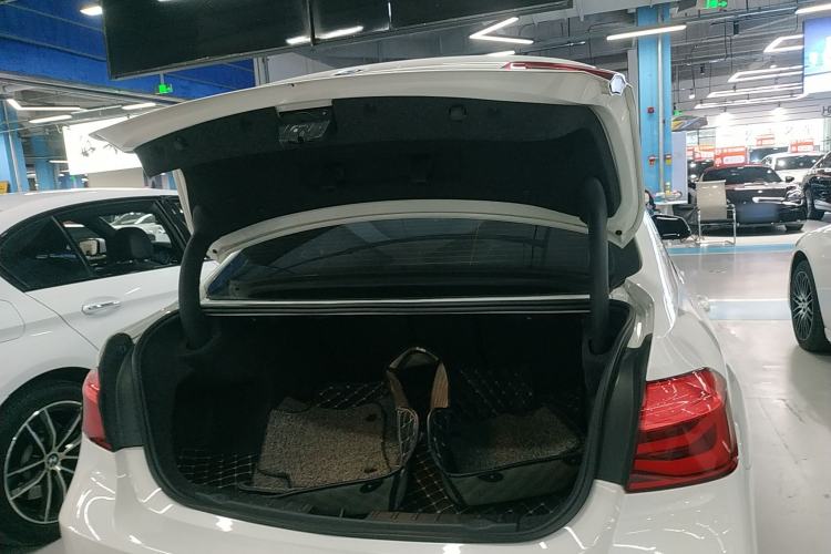 Used BMW 3 Series 2018 320i M Sport Package