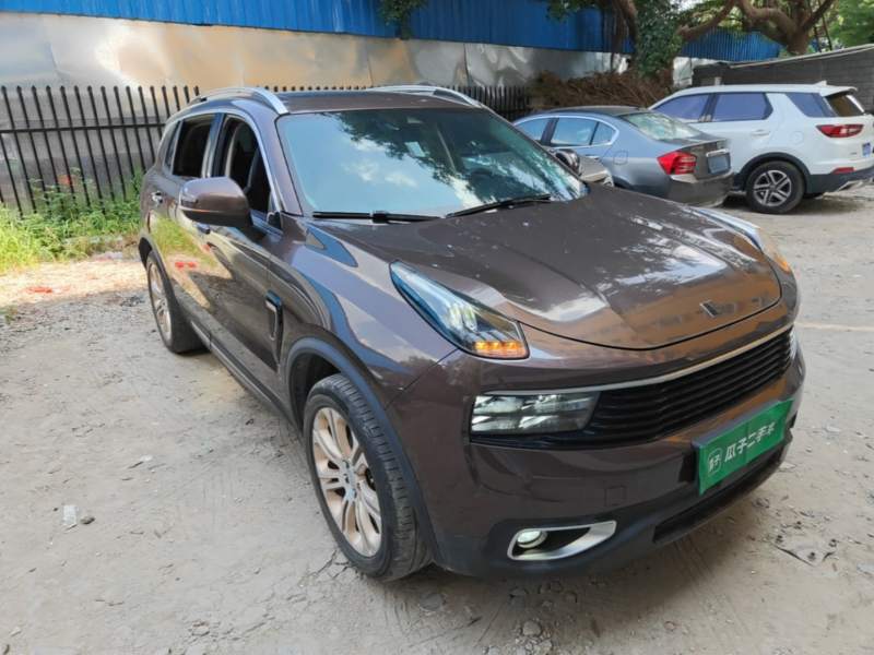 Used Lynk & Co 01 2017 2.0T Two-Wheel Drive Pro Edition — 3