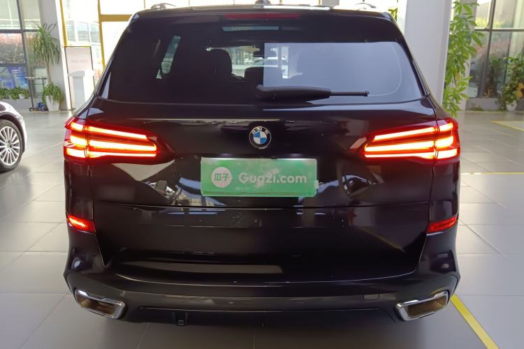 Used BMW X5 2022 Restyled xDrive 30Li Luxury Version M Sport Package
