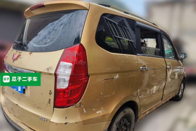 Used Wuling Hongguang 2013 1.5L S Luxury Model