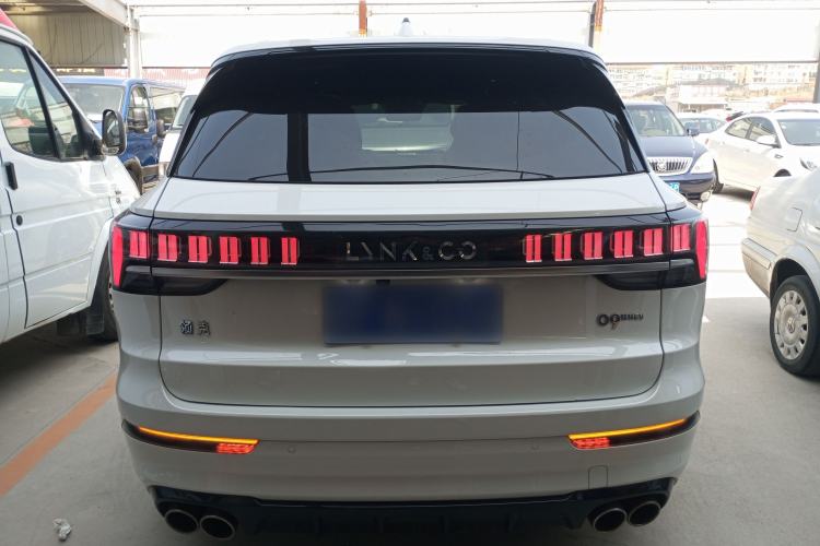 Used Lynk & Co 09 2021 2.0T Halo Six-Seater
