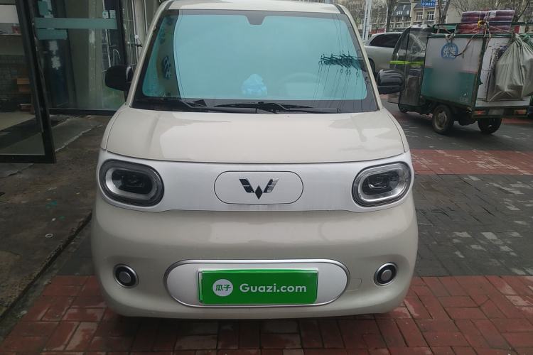 Used Wuling Hongguang MINIEV 2024 3rd Generation 215km Youth Edition Front