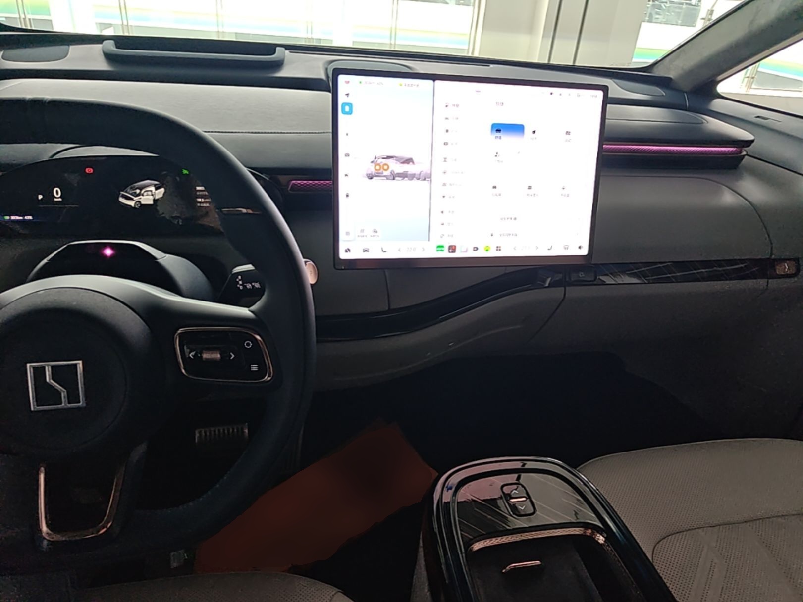Zeekr MIX 2025 Long-Range Intelligent Driving Edition — снимка 12