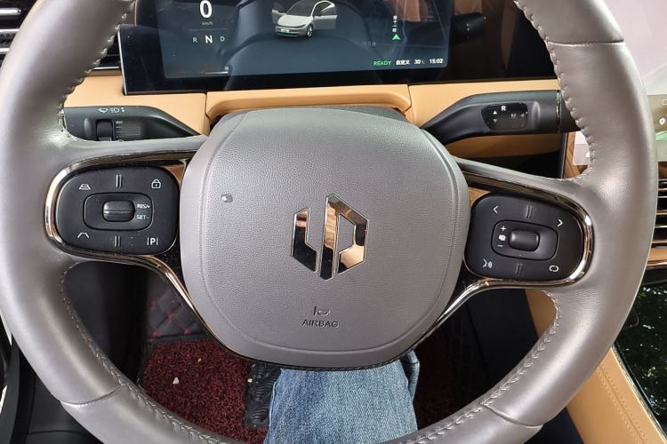 Used Leapmotor C01 2024 Pure Electric 525 Luxury Edition Steering Wheel