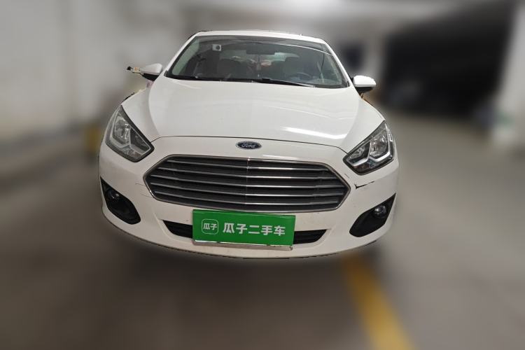 Used Ford Escort 2015 1.5L Manual Comfort Model Front