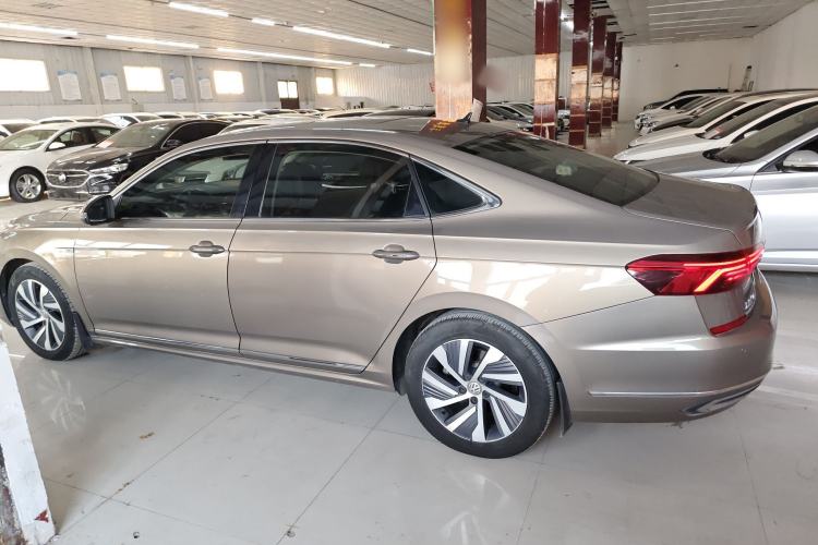 Used Volkswagen Passat New Energy 2019 430 PHEV Hybrid Luxury Edition
