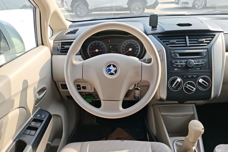 Used Venucia D50 2015 1.6L Manual Fashion Edition