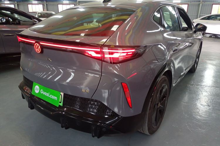 Used Volkswagen ID.UNYX 2024 Pro Long-Range Version Rear Right 45 Deg