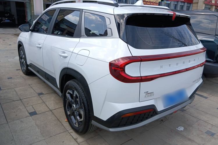 Used Hyundai ix35 2023 Musso 2.0L Deluxe Edition DLX
