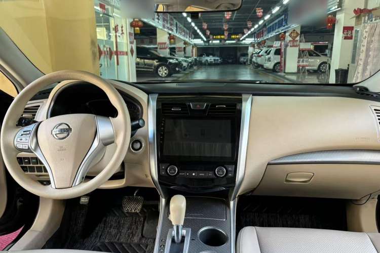 Used Nissan Teana 2016 2.0L XE Fashion Edition
