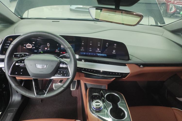 Used Cadillac OPTIQ 2024 Standard Range Version