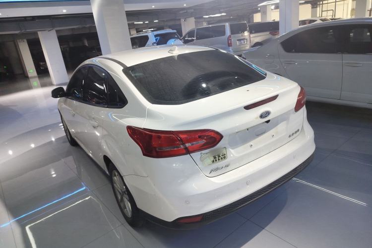 Used Ford Focus 2015 Sedan 1.6L Automatic Trend Model
