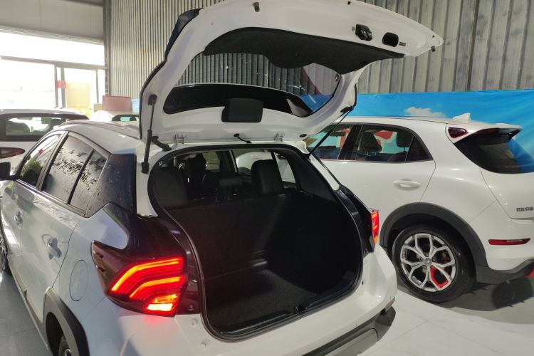 Used Toyota YARiS L Zhi Xuan 2022 X-Trail 1.5L CVT Luxury PLUS Edition
