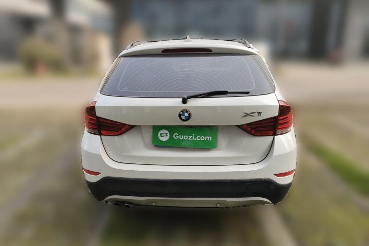 Used BMW X1 2015 sDrive18i Leading Edition
