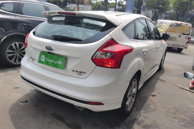 Used Ford Focus 2012 Hatchback 2.0L Automatic Luxury Sport Model
