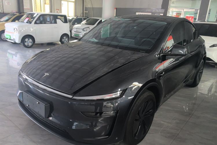 Used Tesla Model Y 2025 Rear-Wheel-Drive Version