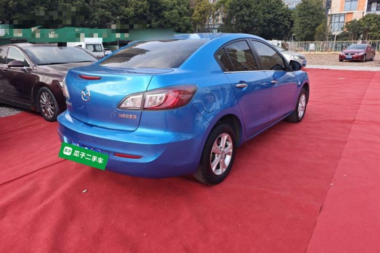 Used Mazda Mazda 3 2015 Sedan 1.6L Manual Comfort Model
