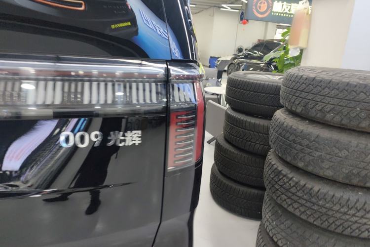 Used Zeekr 009 2024 GAC Trumpchi
