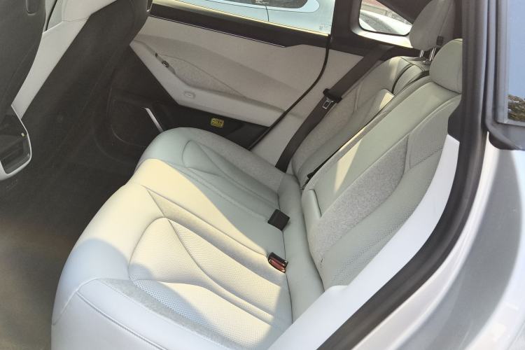 Used XPeng P7 2025 Model—702 Long Range Ultra Left Rear Seat