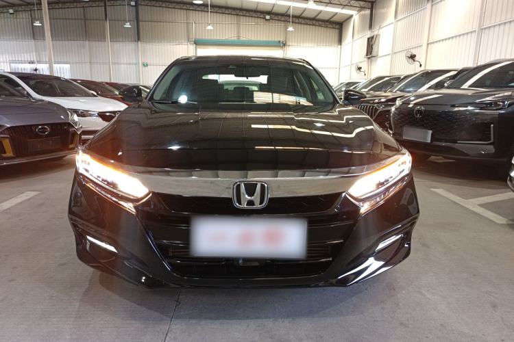 Used Honda Accord 2018 260TURBO Luxury Edition China VI Front