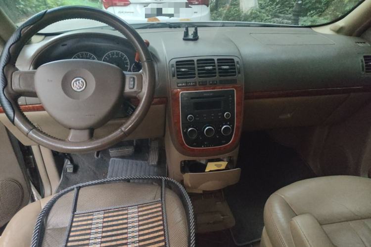 Used Buick GL8 2011 2.4L LT Executive Edition
