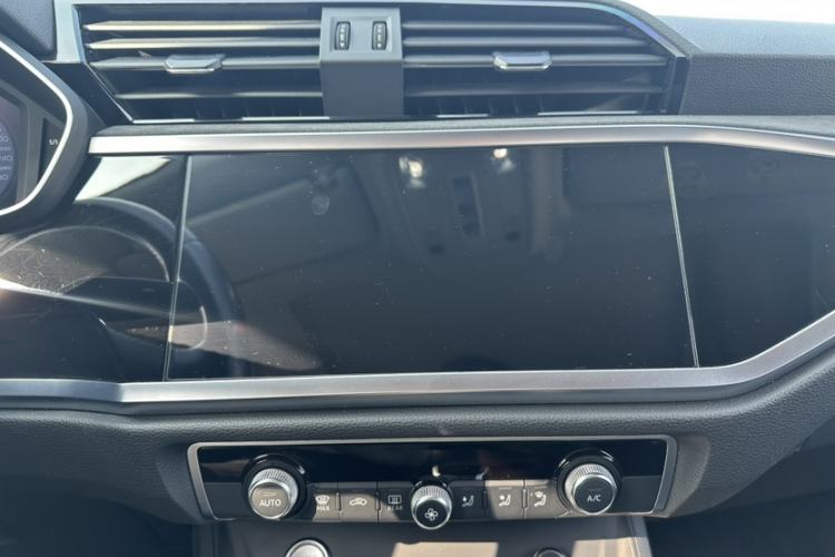 Used Audi Q3 2021 35 TFSI Progressive Dynamic Edition