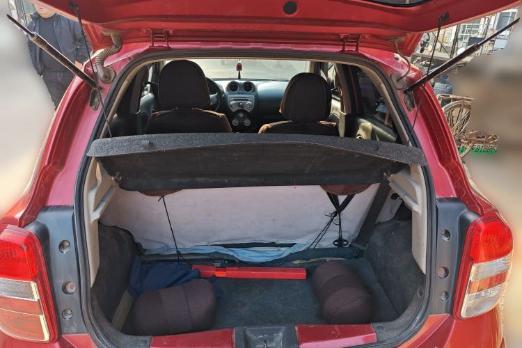 Used Nissan March 2015 1.5L Manual E-Xuan Edition Trunk