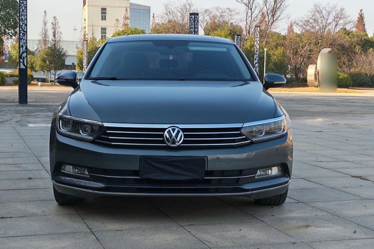 Used Volkswagen Magotan 2017 380TSI DSG Luxury Model