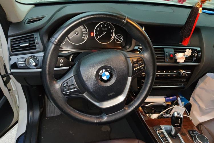 Used BMW X3 2014 xDrive20i X Design Package Steering Wheel